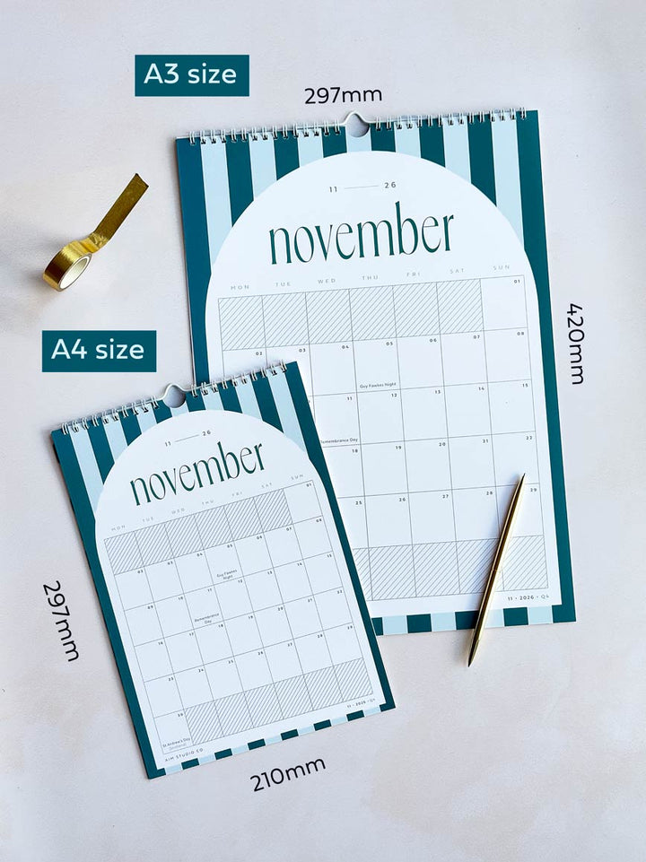 Comparison of 2026 wall calendars for November, one A3 and one A4 size, on a white background with size dimensions. 