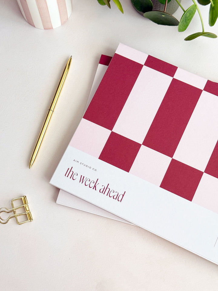 A4 Weekly Planner Notepad | Checkerboard Red & Pink