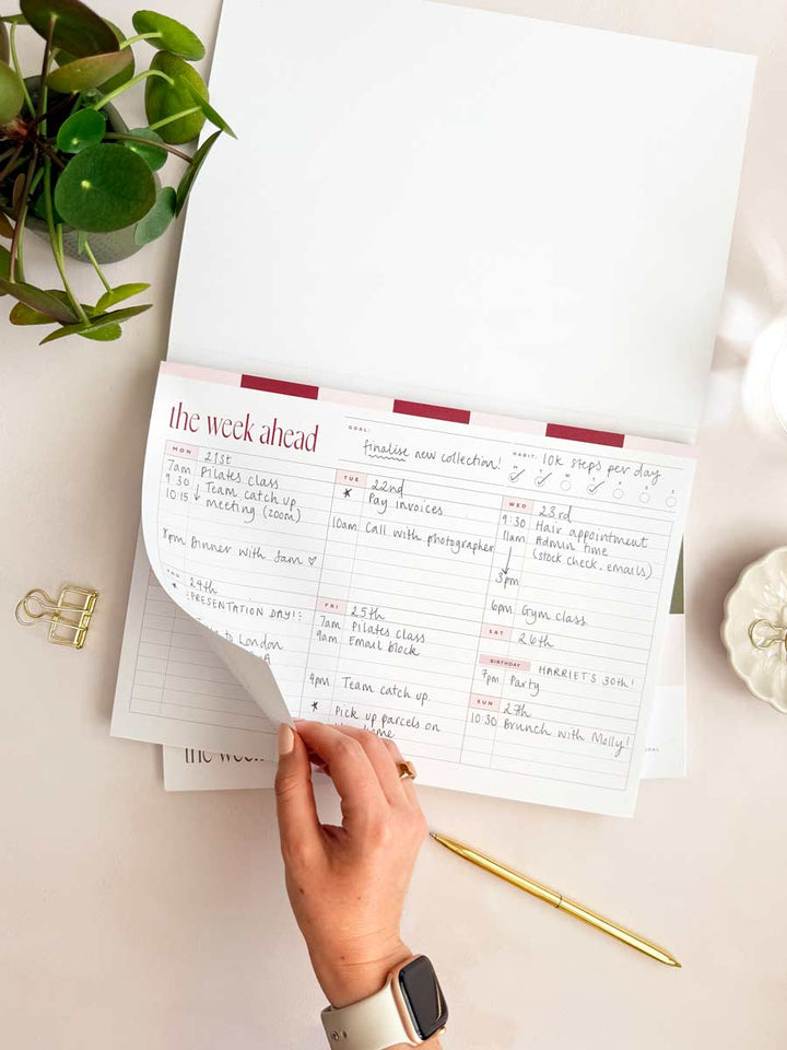 A4 Weekly Planner Notepad | Checkerboard Red & Pink